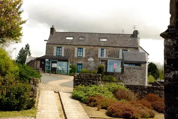 Monte Escalier 29 Installateur Monte Escalier Saint-Servais