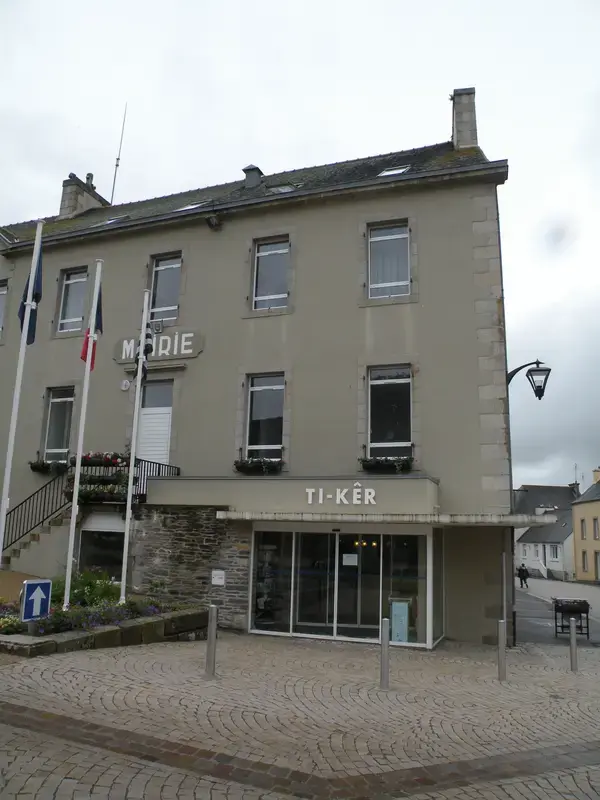 Monte Escalier 29 Installateur Monte Escalier Saint-Thégonnec Loc-Eguiner